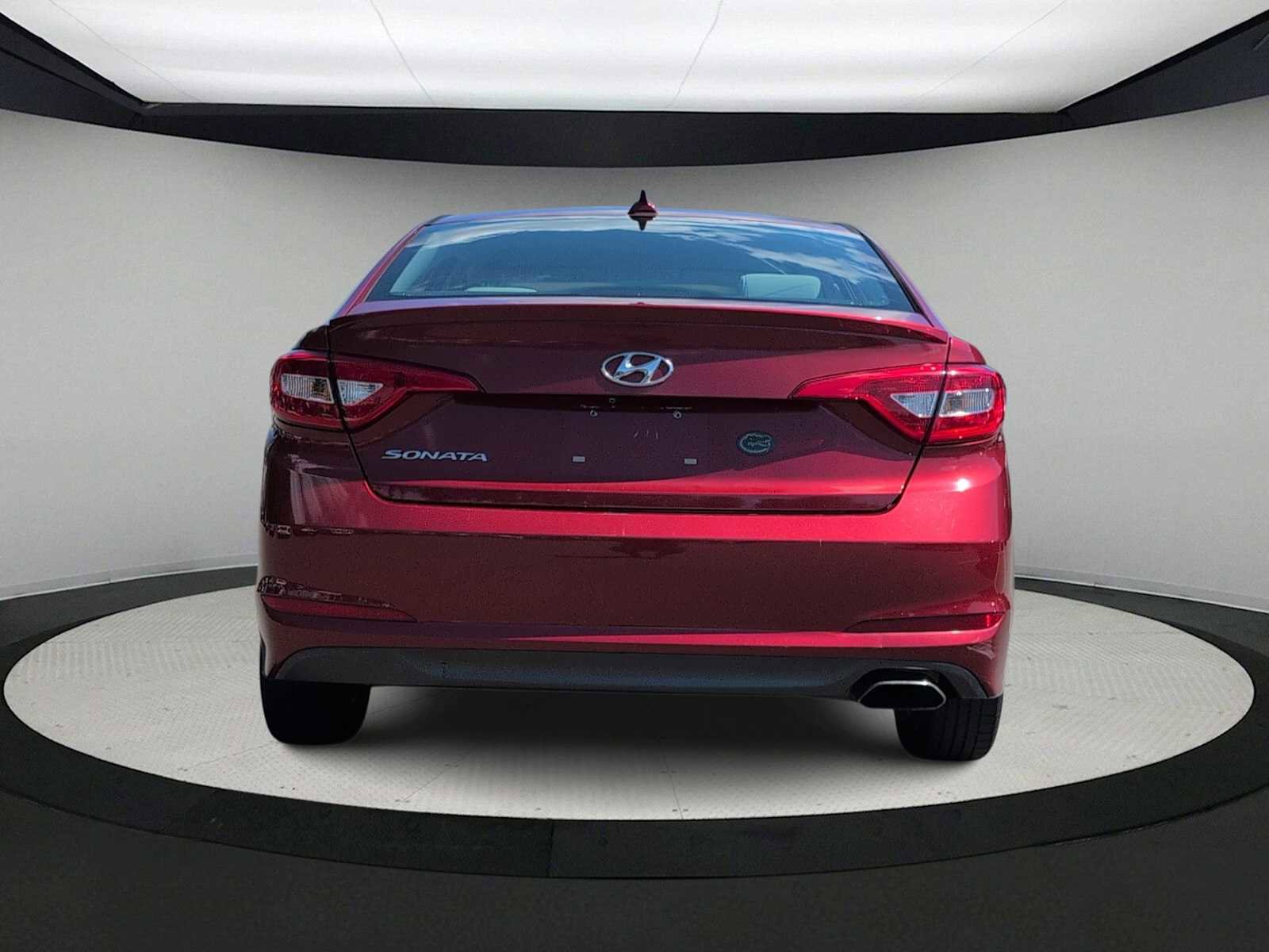 Used 2016 Hyundai Sonata SE FWD image 7