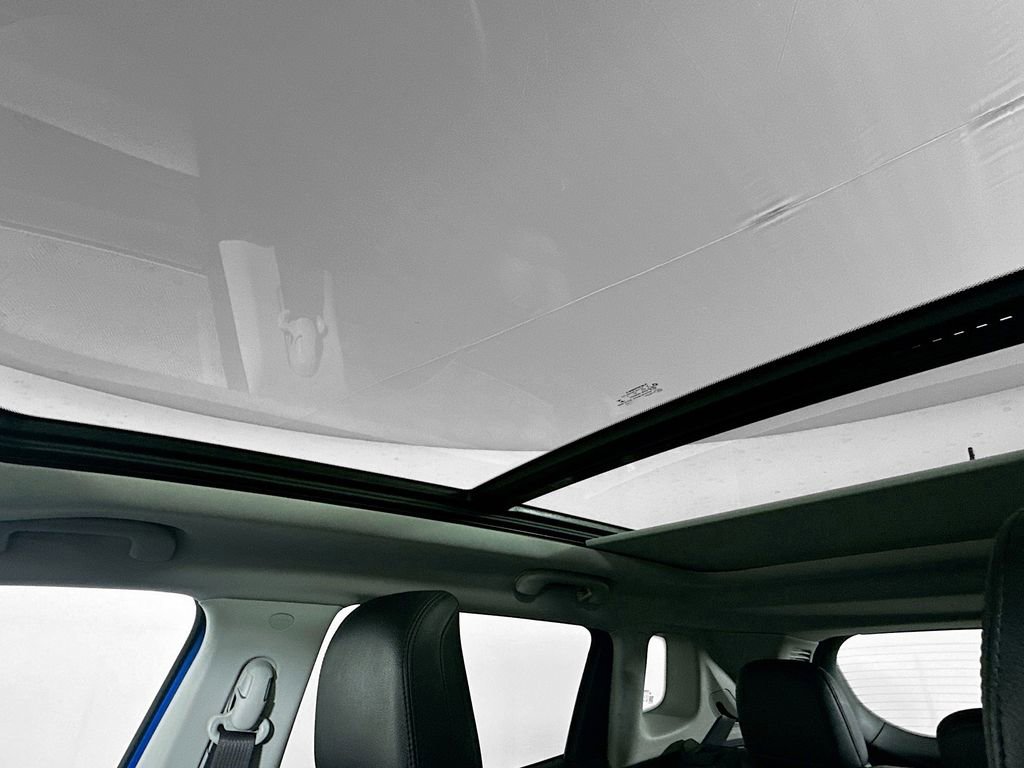 Used 2022 Jeep Compass Latitude w/ Sun and Sound Group image 21