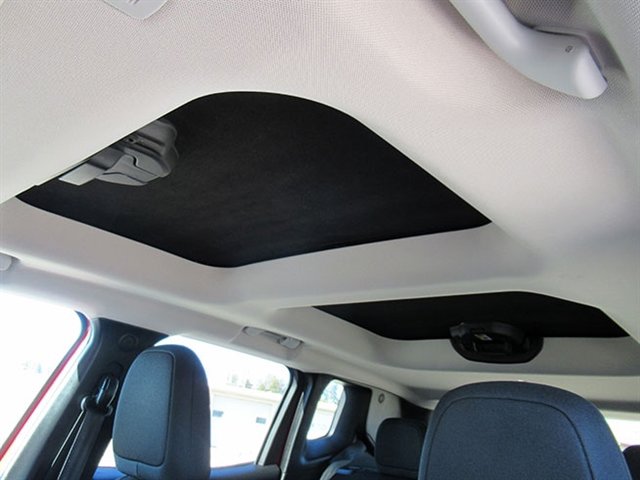 Used 2019 Jeep Renegade Trailhawk image 31