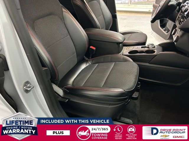 Used 2025 Ford Escape ST-Line AWD/4WD image 23