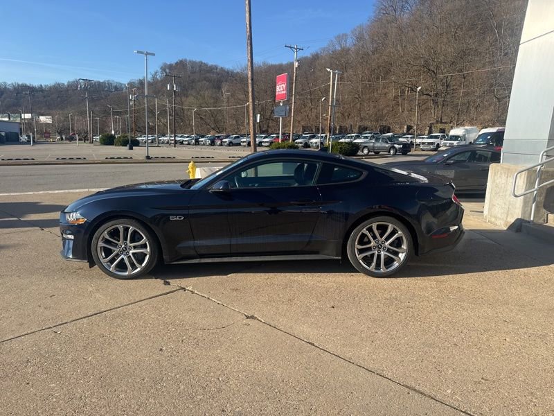 Used 2021 Ford Mustang GT Premium w/ Ford Safe & Smart Package image 4