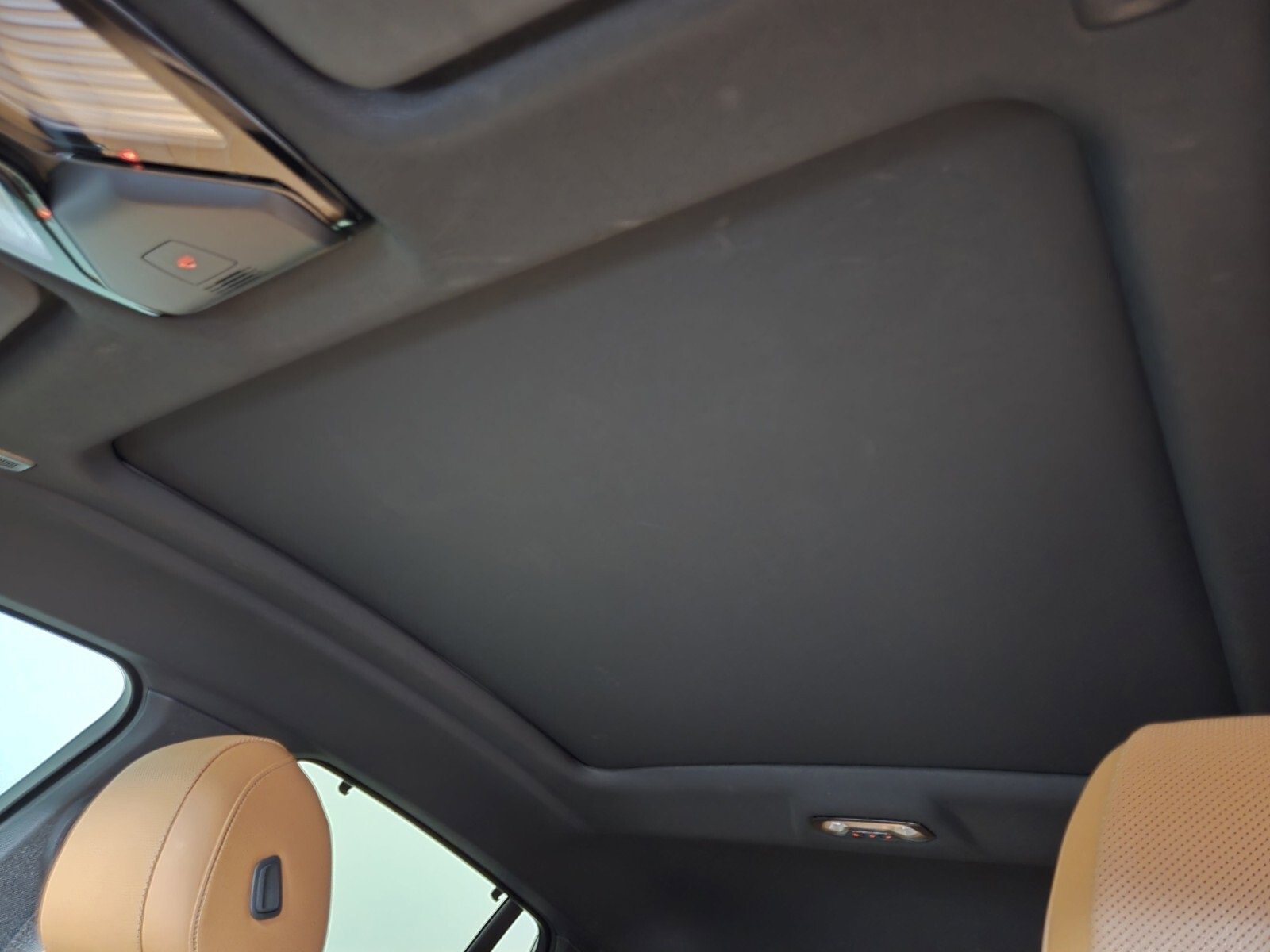 Used 2023 BMW X6 xDrive40i w/ M Sport Package image 10