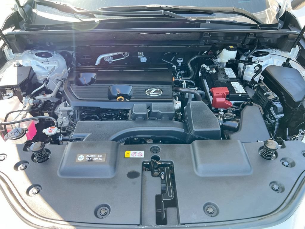 Certified 2025 Lexus NX 250 FWD w/ Towing Package (2000 Lbs) image 10