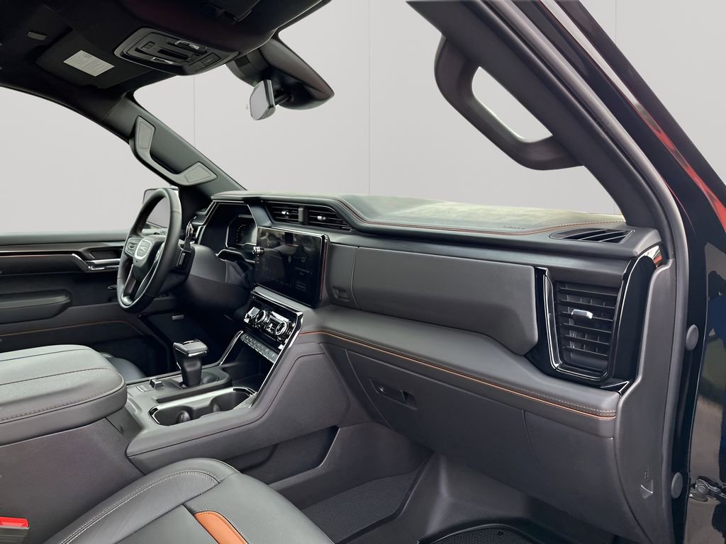 Used 2024 GMC Sierra 1500 AT4 w/ AT4 Premium Package image 13