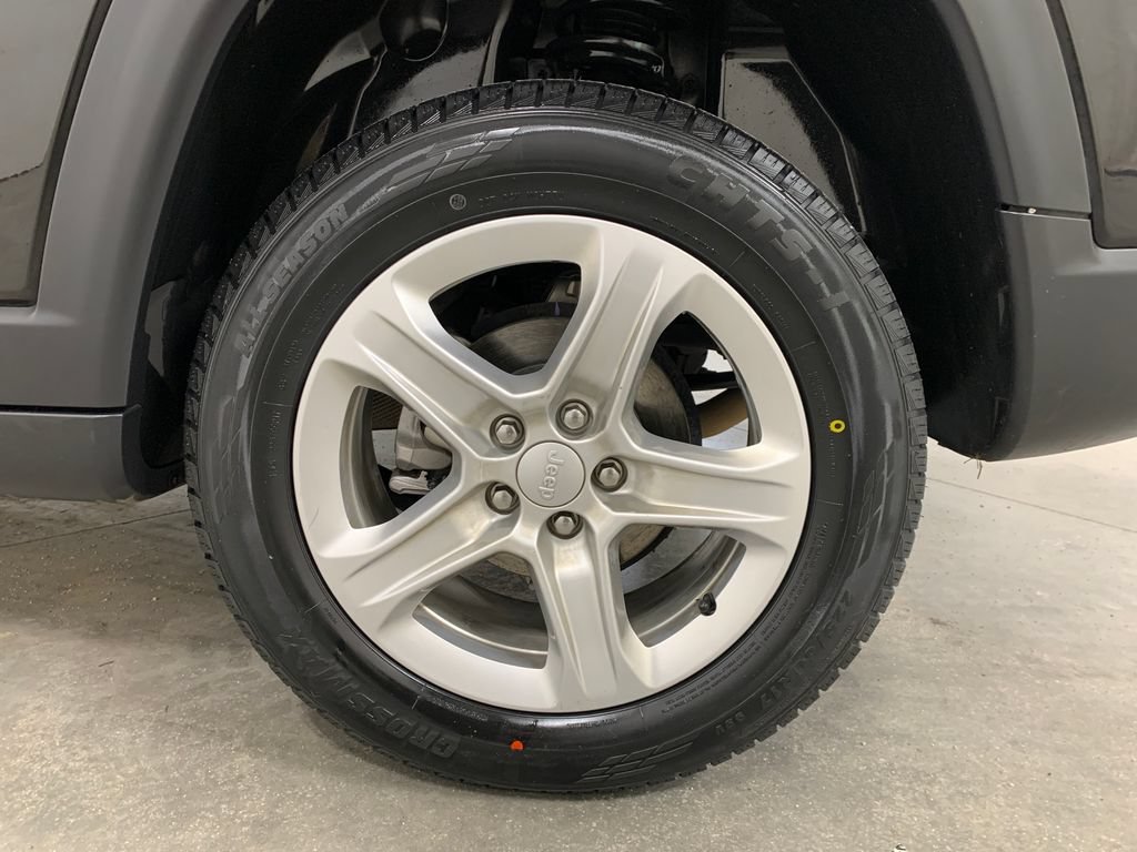 Used 2023 Jeep Compass Sport AWD/4WD image 20