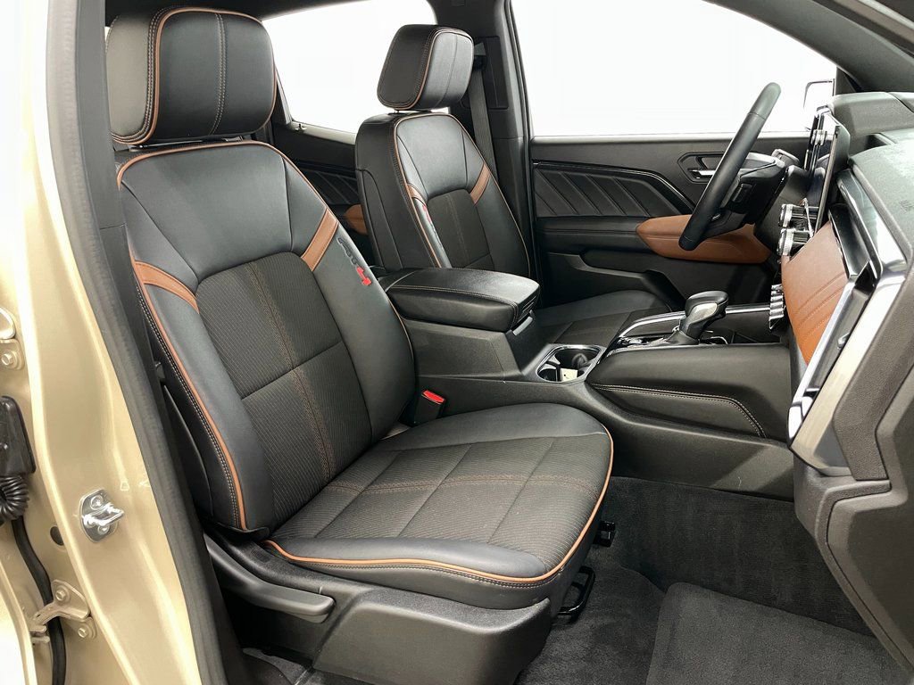 Certified 2024 GMC Canyon AT4 w/ Technology Package image 40