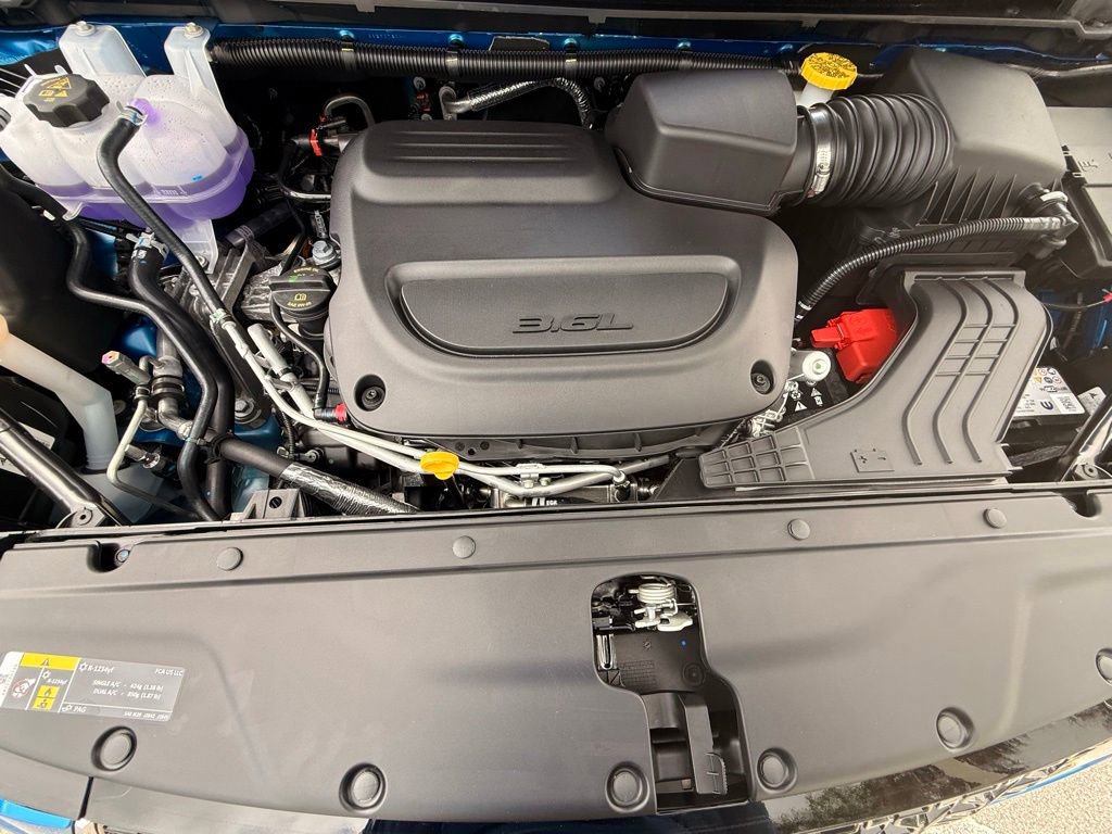 New 2026 Chrysler Pacifica Select image 30