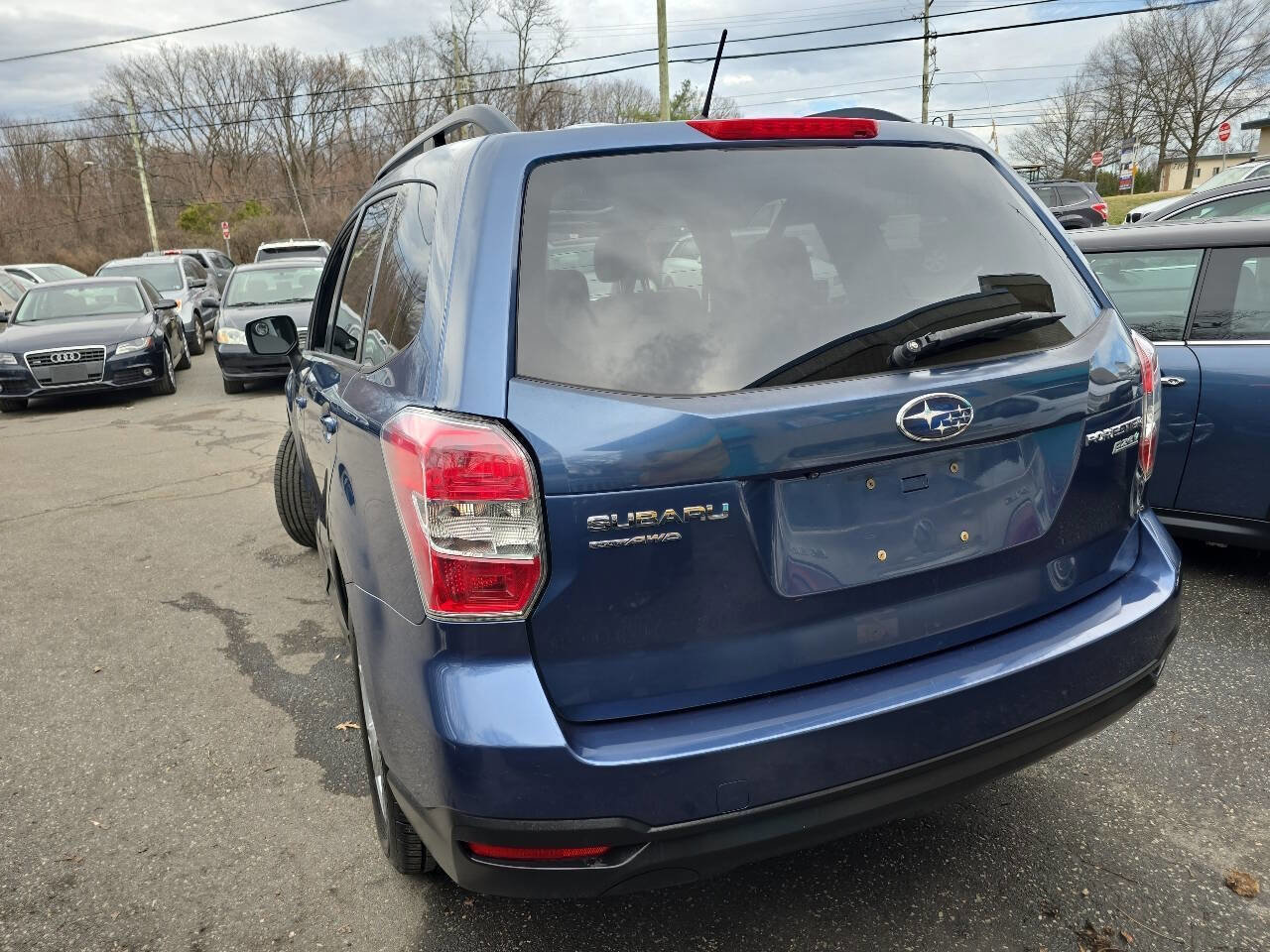 Used 2014 Subaru Forester 2.5i Premium AWD/4WD image 5