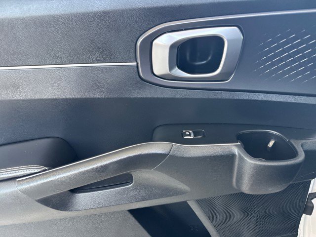 Used 2024 Kia Sorento S AWD/4WD image 7