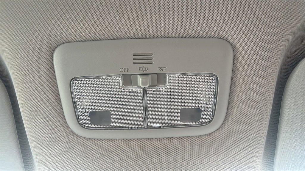 Used 2019 Toyota Corolla LE image 28