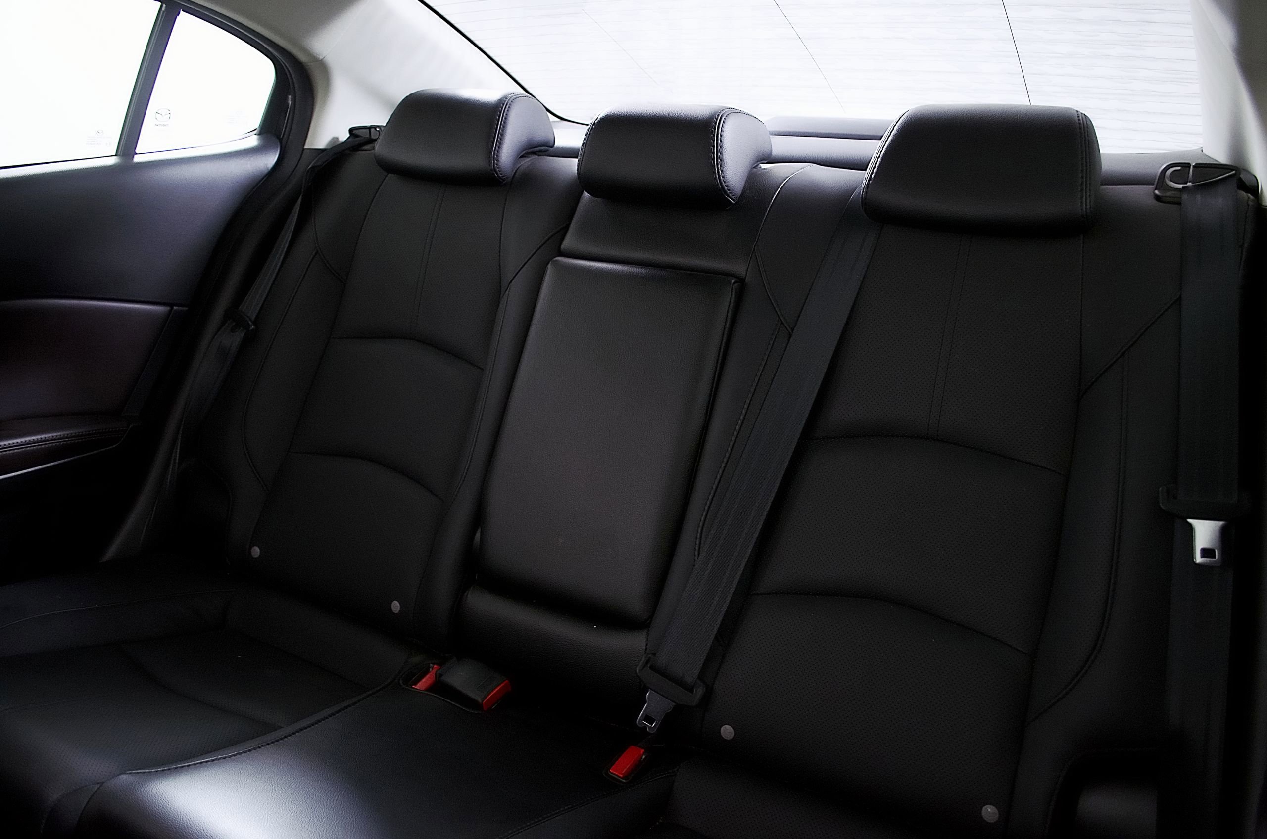 Used 2017 MAZDA MAZDA3 Grand Touring image 16