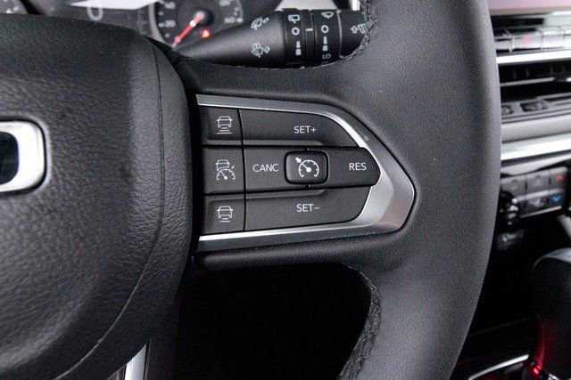 Used 2024 Jeep Compass Limited w/ Sun and Sound Group image 18