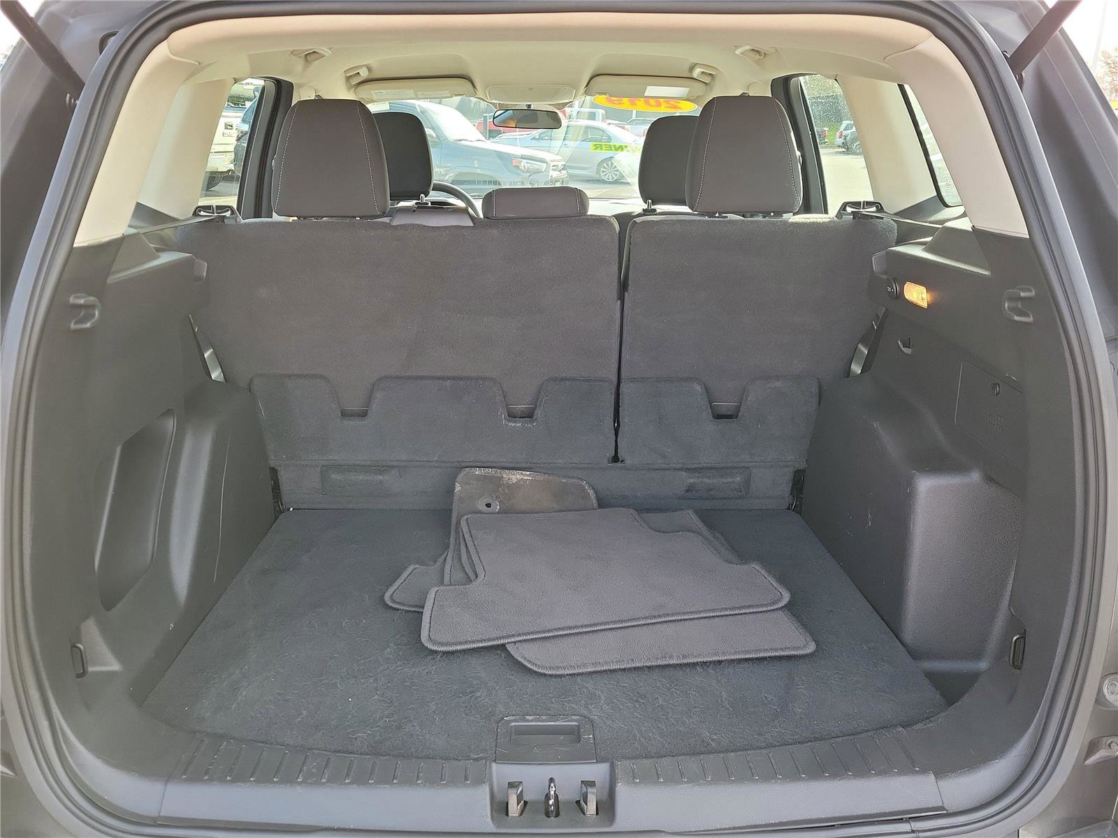 Used 2019 Ford Escape S image 7