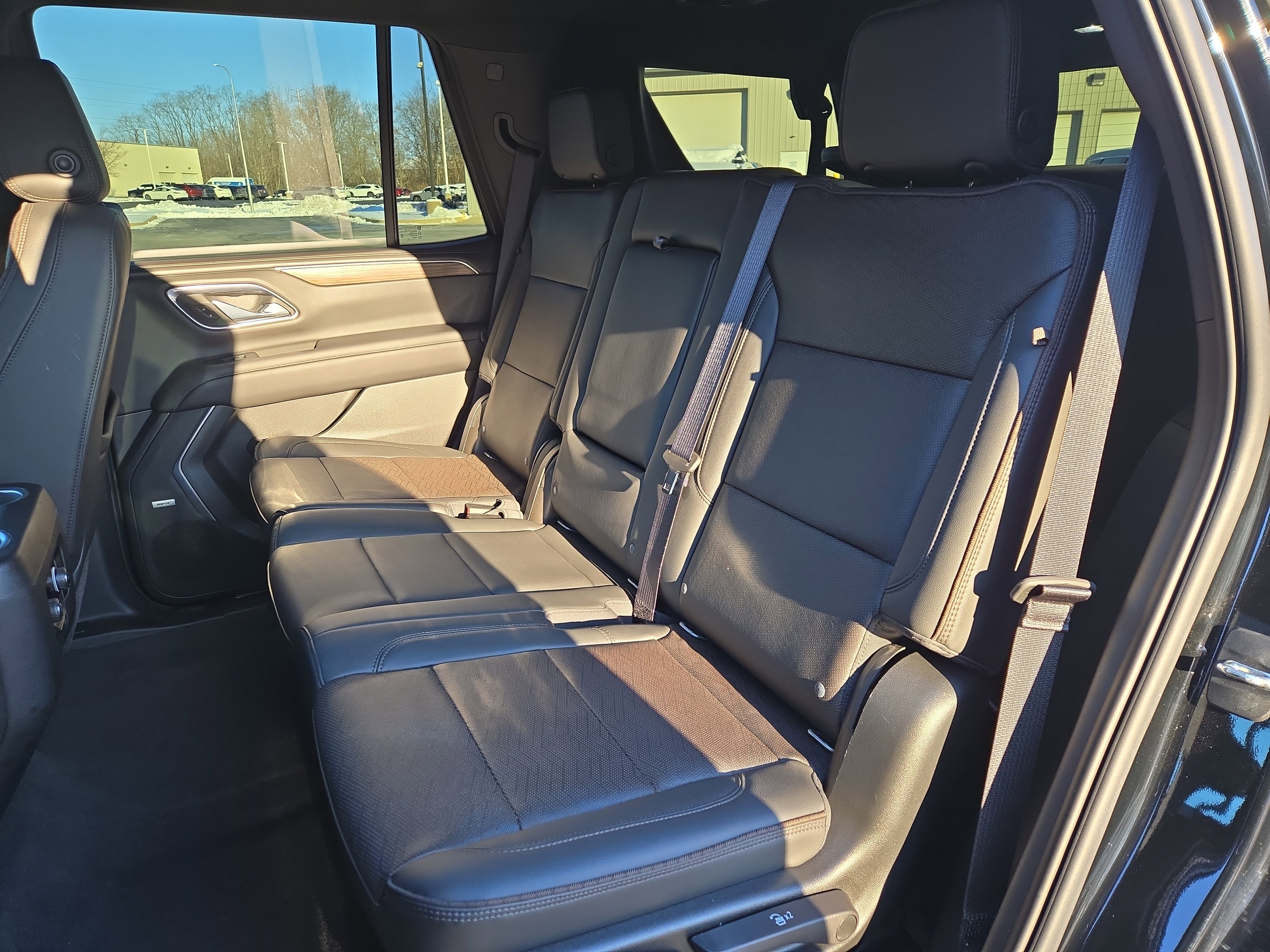 Used 2021 Chevrolet Tahoe High Country w/ Premium Package image 29