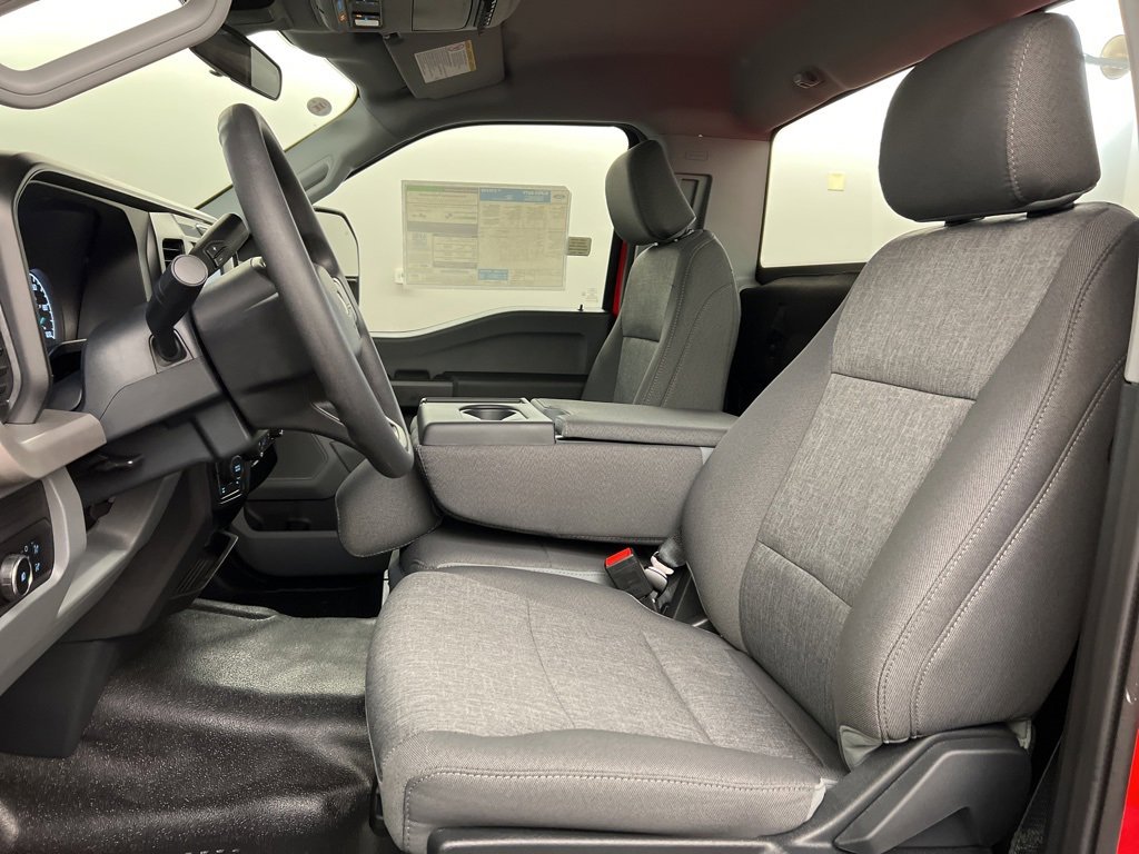 New 2026 Ford F250 XL w/ XL Chrome Package image 23