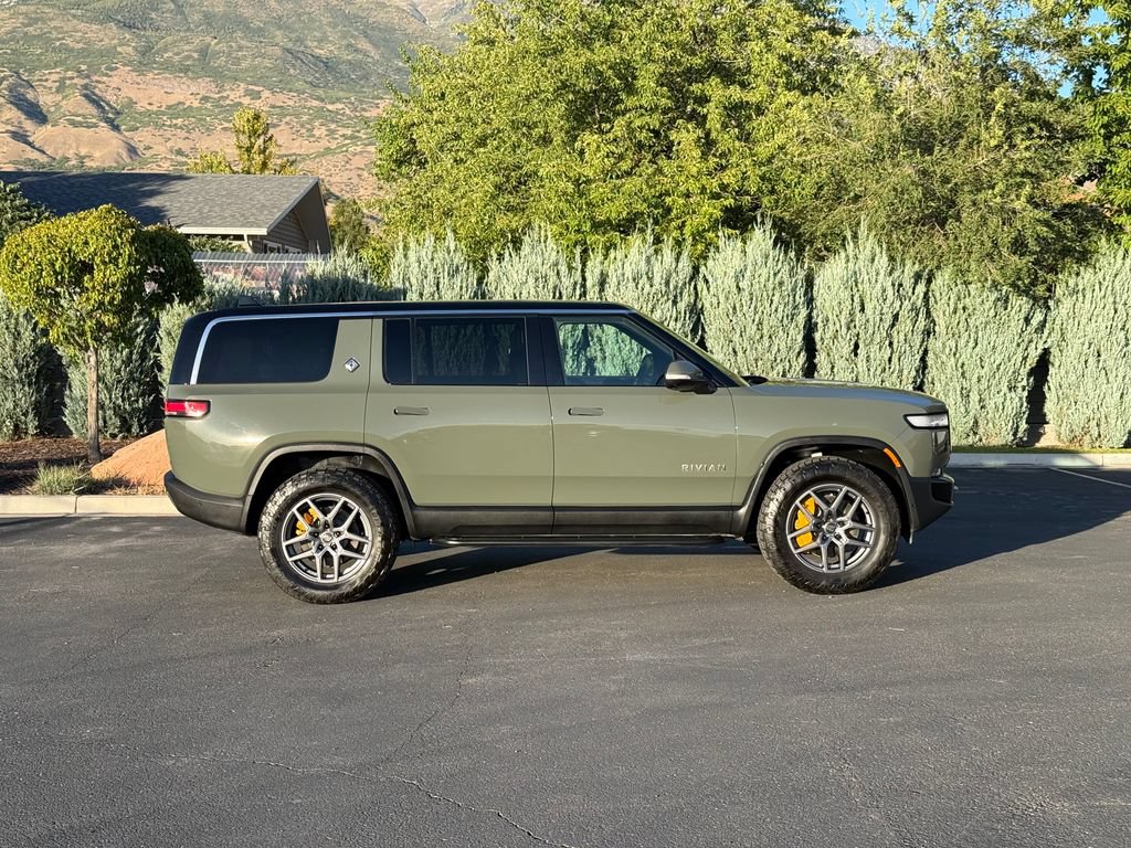 Used 2022 Rivian R1S Launch Edition Quad AWD/4WD image 8