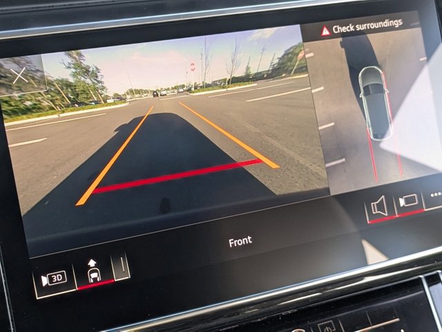 Certified 2022 Audi Q8 Prestige AWD/4WD image 12