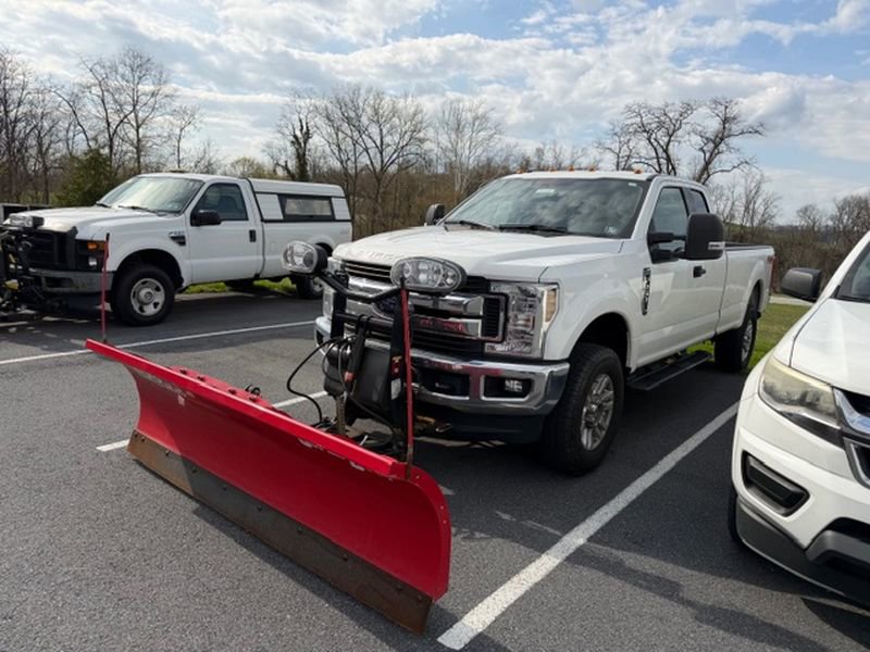 Used 2019 Ford F250 XLT w/ XLT Value Package image 2