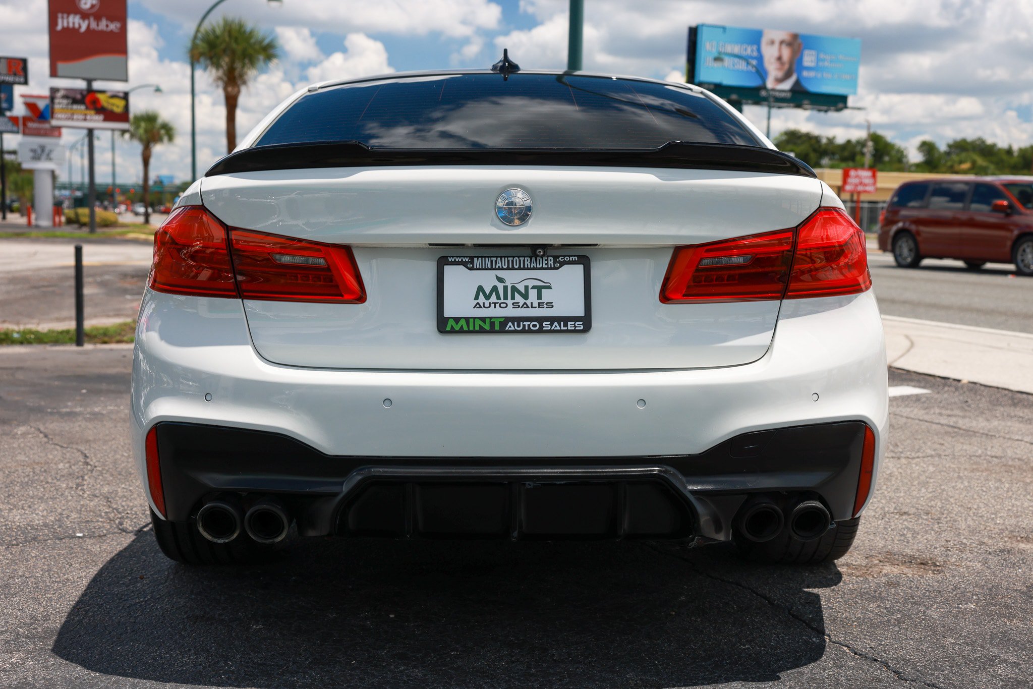 Used 2019 BMW 530i w/ Convenience Package RWD image 11