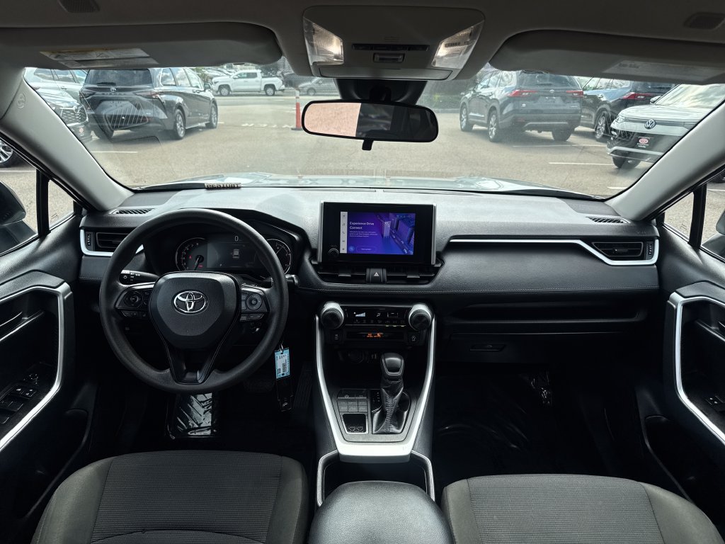 Used 2024 Toyota RAV4 LE AWD/4WD image 11
