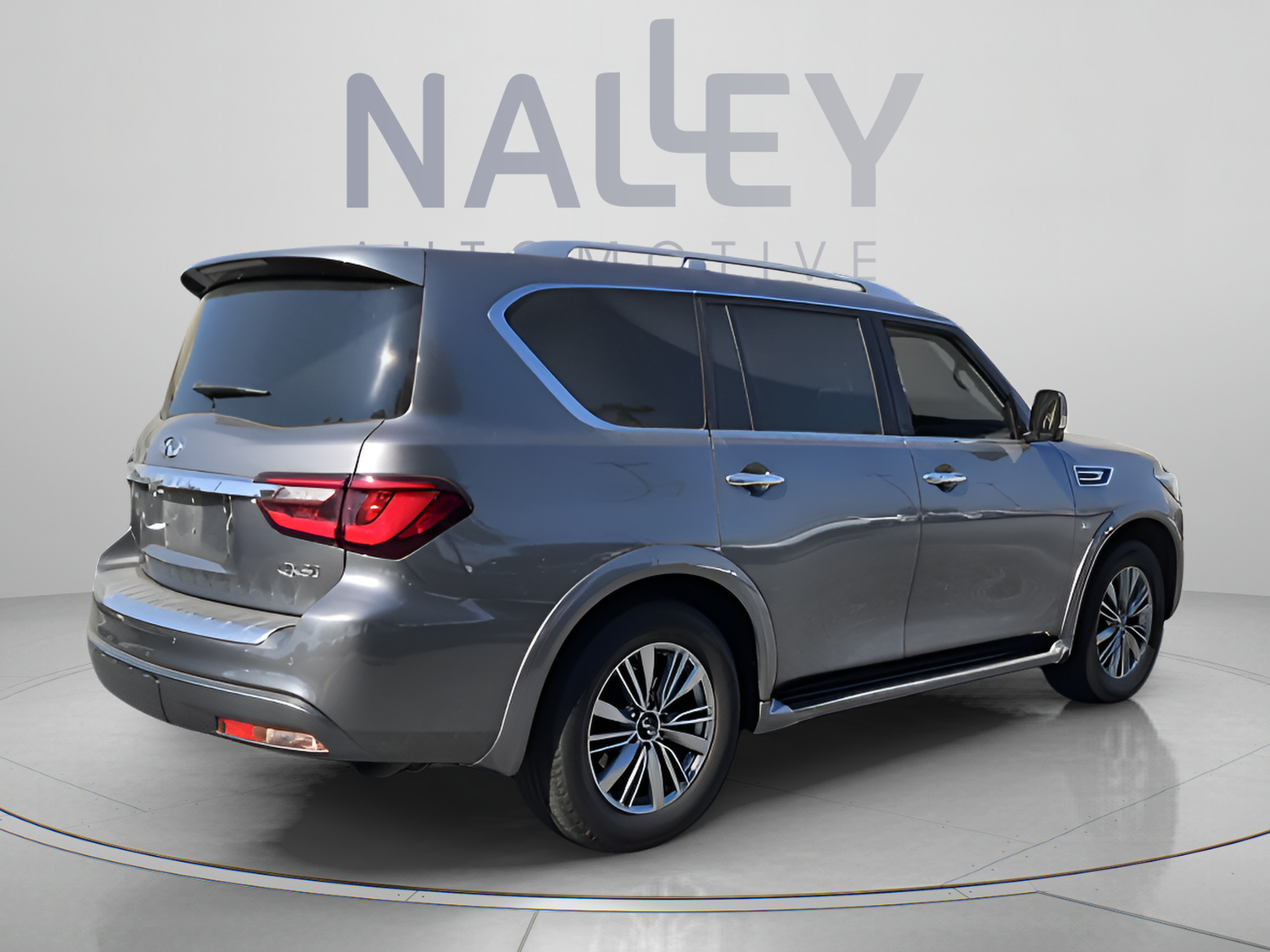 Used 2019 INFINITI QX80 Luxe w/ All-Season Package RWD image 5