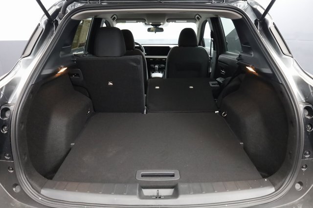 Certified 2025 Nissan Kicks SV image 26