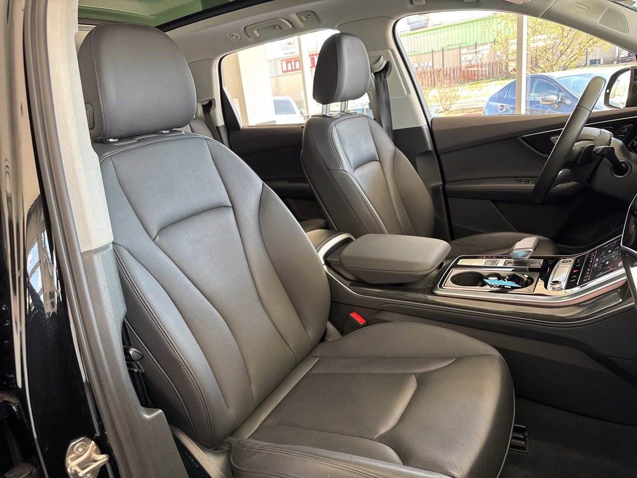Used 2022 Audi Q7 3.0T Prestige image 54