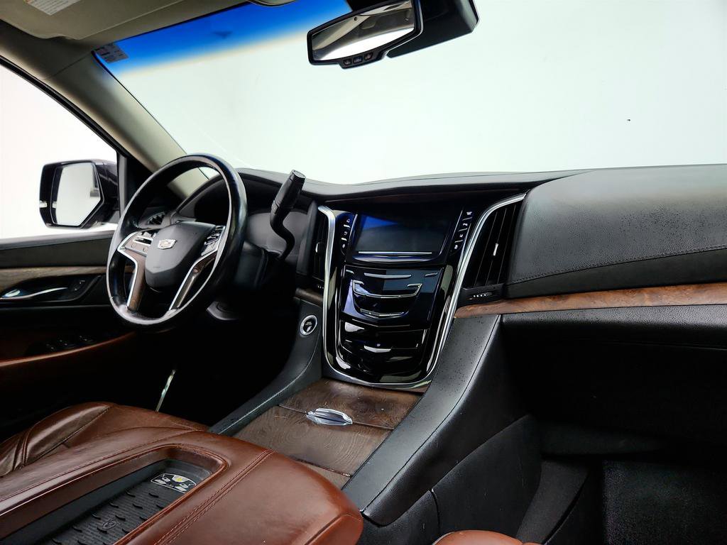 Used 2015 Cadillac Escalade ESV Luxury RWD image 28
