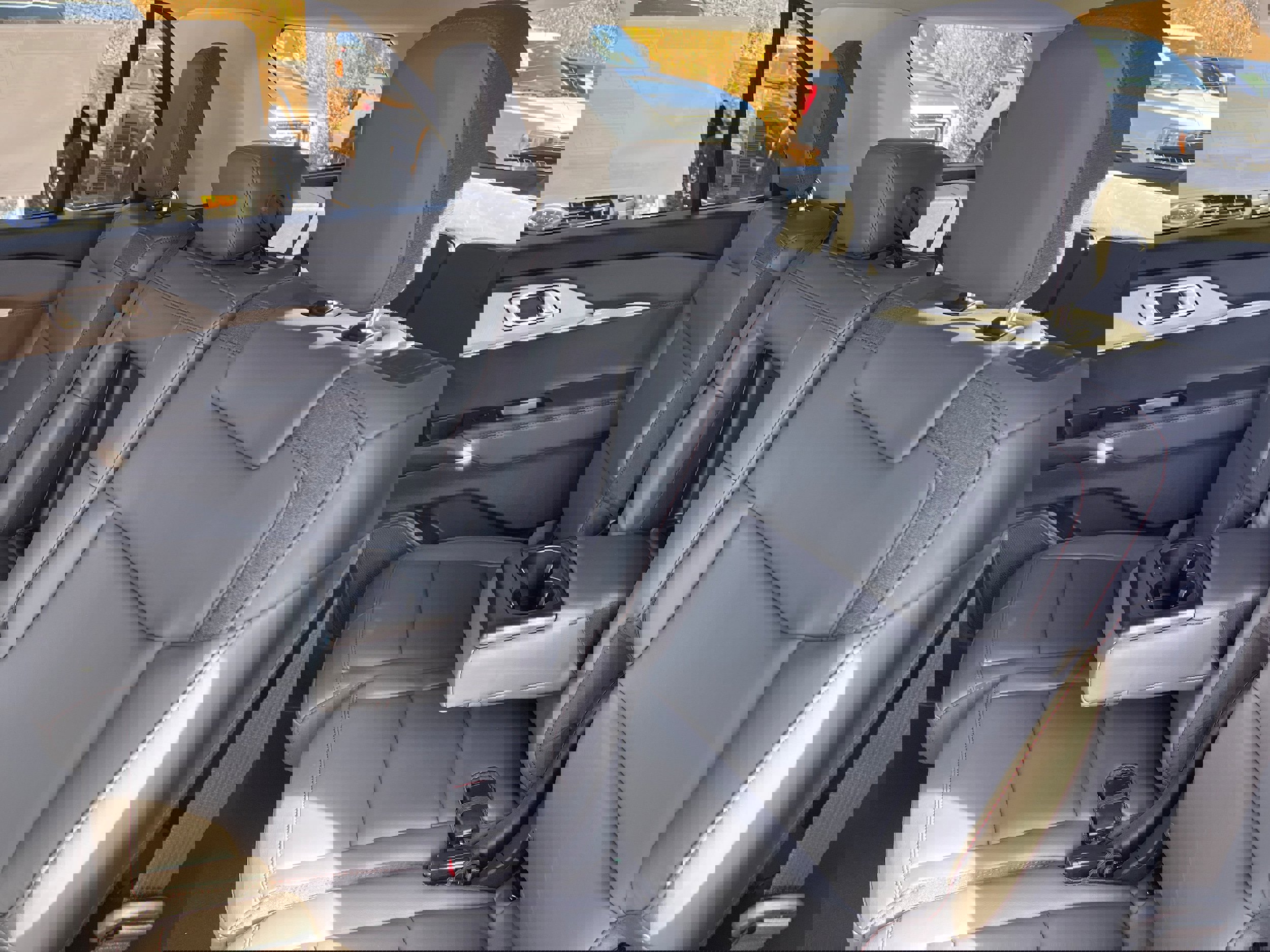 New 2026 Ford Explorer Active w/ Active Comfort Package image 11