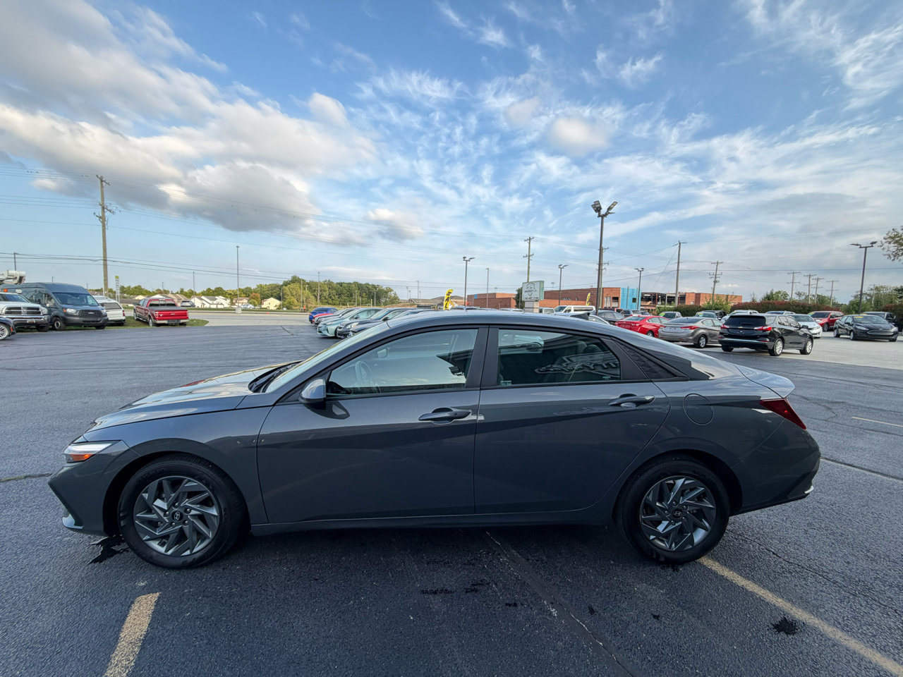 Used 2024 Hyundai Elantra SEL image 6