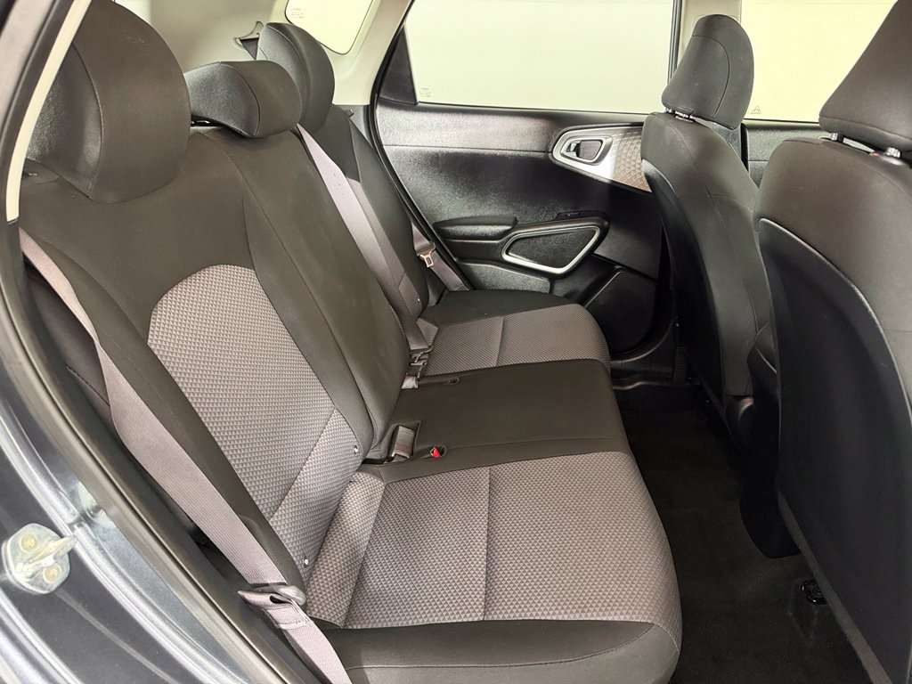Used 2023 Kia Soul LX FWD image 16