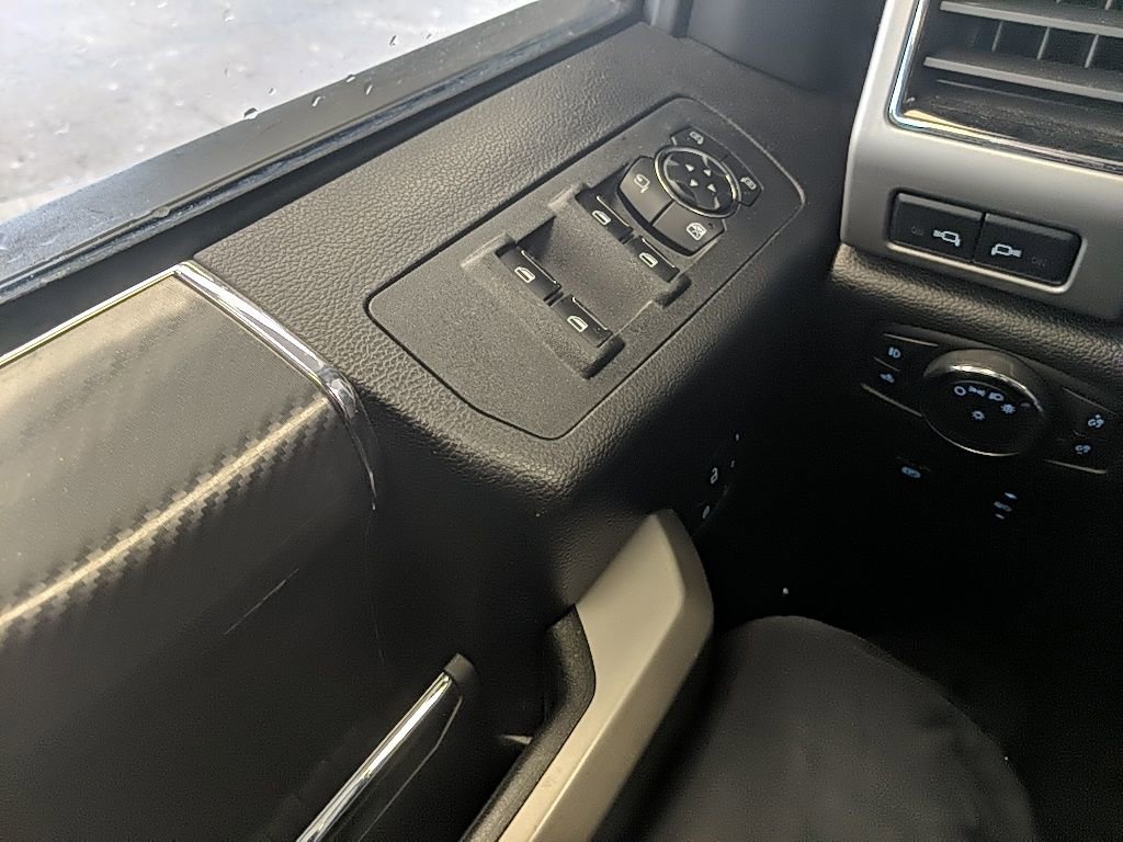 Used 2018 Ford F150 Lariat image 27