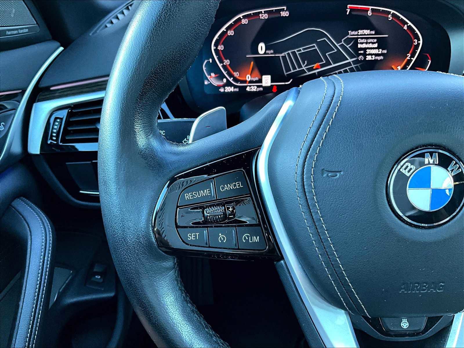 Used 2023 BMW 530i xDrive w/ Premium Package image 23