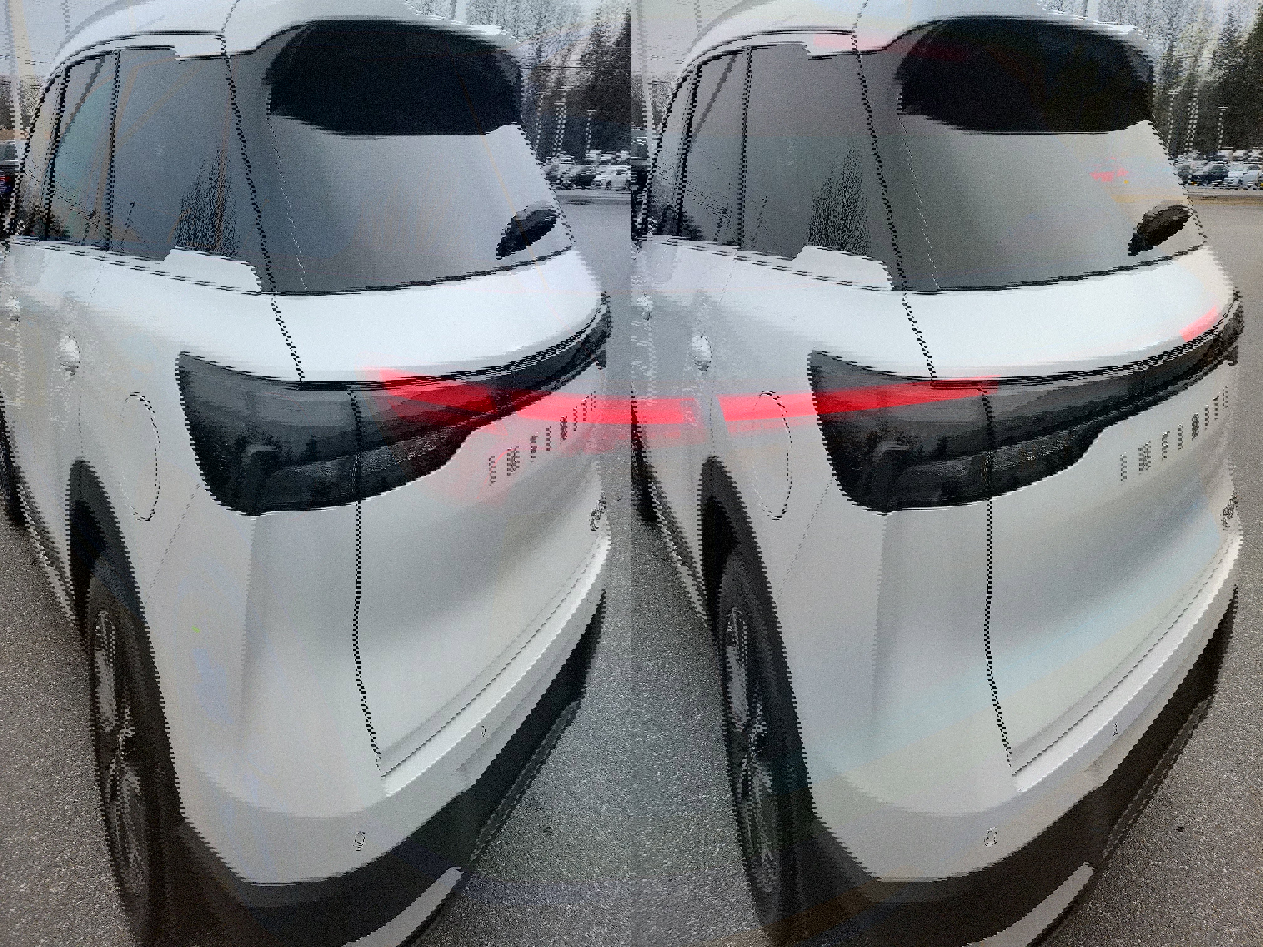 New 2026 INFINITI QX60 Luxe w/ Cargo Package image 13