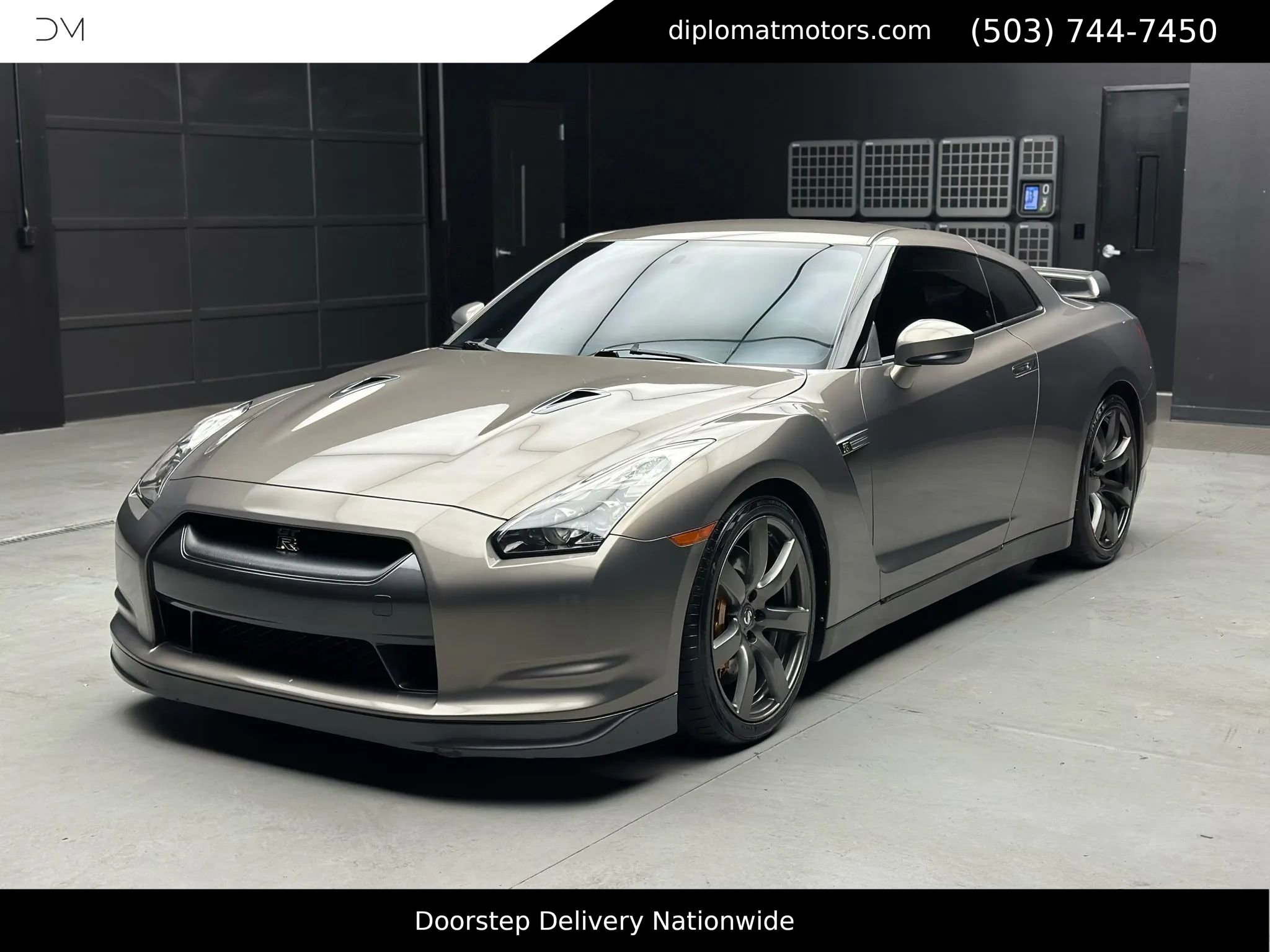 Used 2009 Nissan GT-R Premium image 1