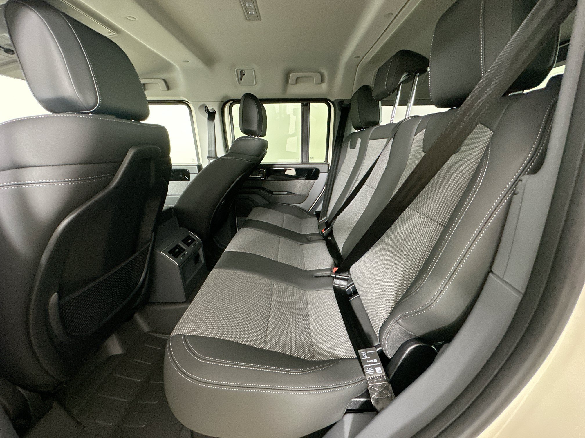 New 2026 INEOS Grenadier Station Wagon AWD/4WD image 39