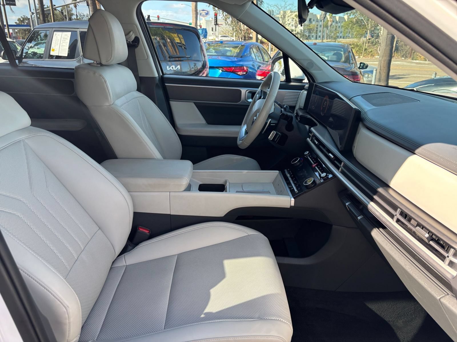 Used 2026 Hyundai Santa Fe SEL AWD/4WD image 38