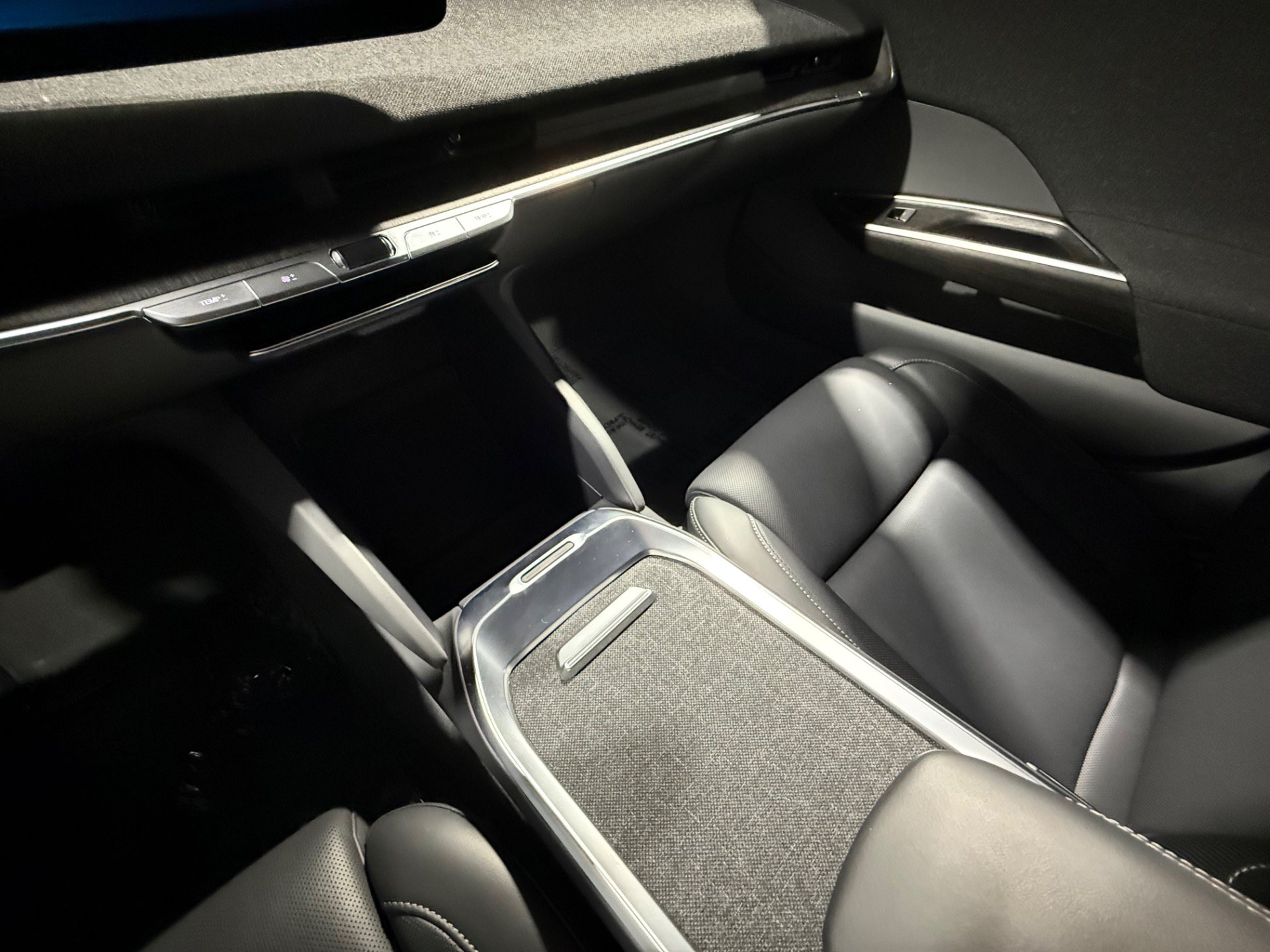 Used 2024 Lucid Air Touring AWD/4WD image 43