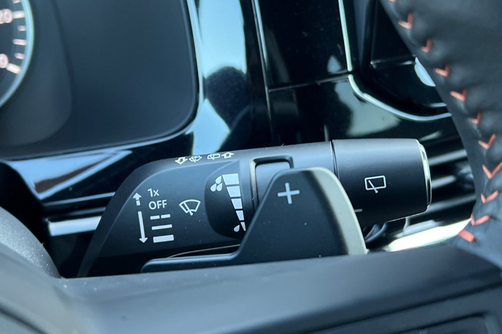 Certified 2025 Nissan Pathfinder Rock Creek image 40