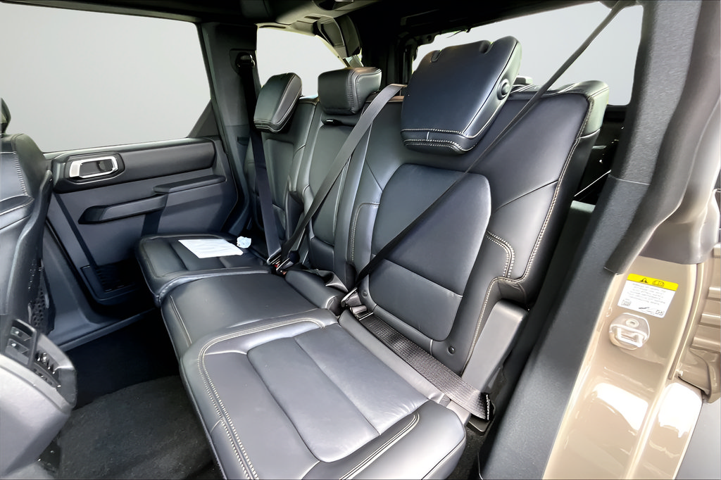 New 2025 Ford Bronco Badlands AWD/4WD image 18