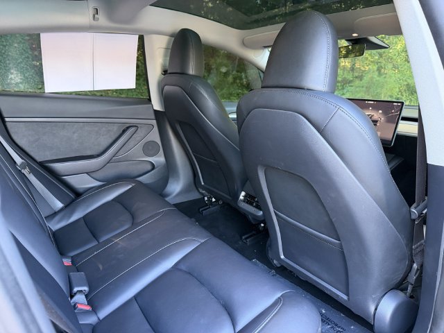 Used 2023 Tesla Model 3 Standard Range RWD image 26