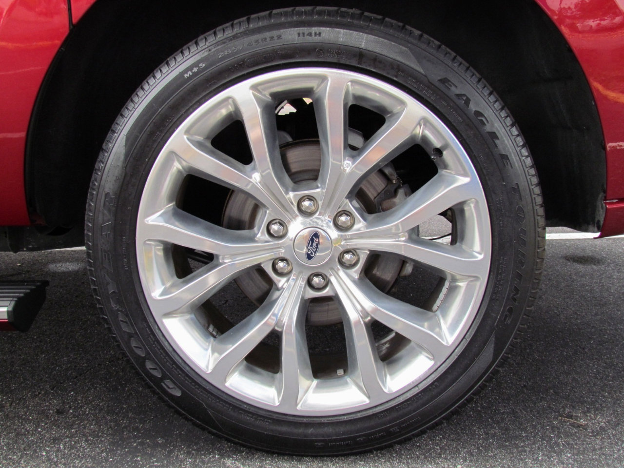 Used 2018 Ford Expedition Max Platinum image 13