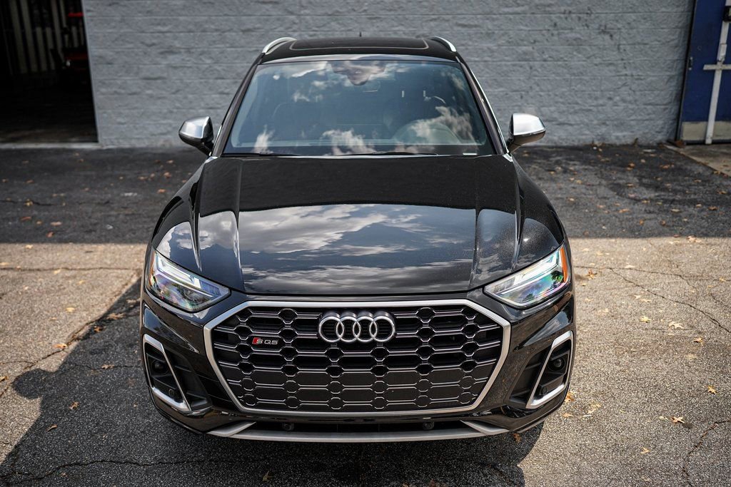 Used 2023 Audi SQ5 Premium w/ Convenience Package image 6