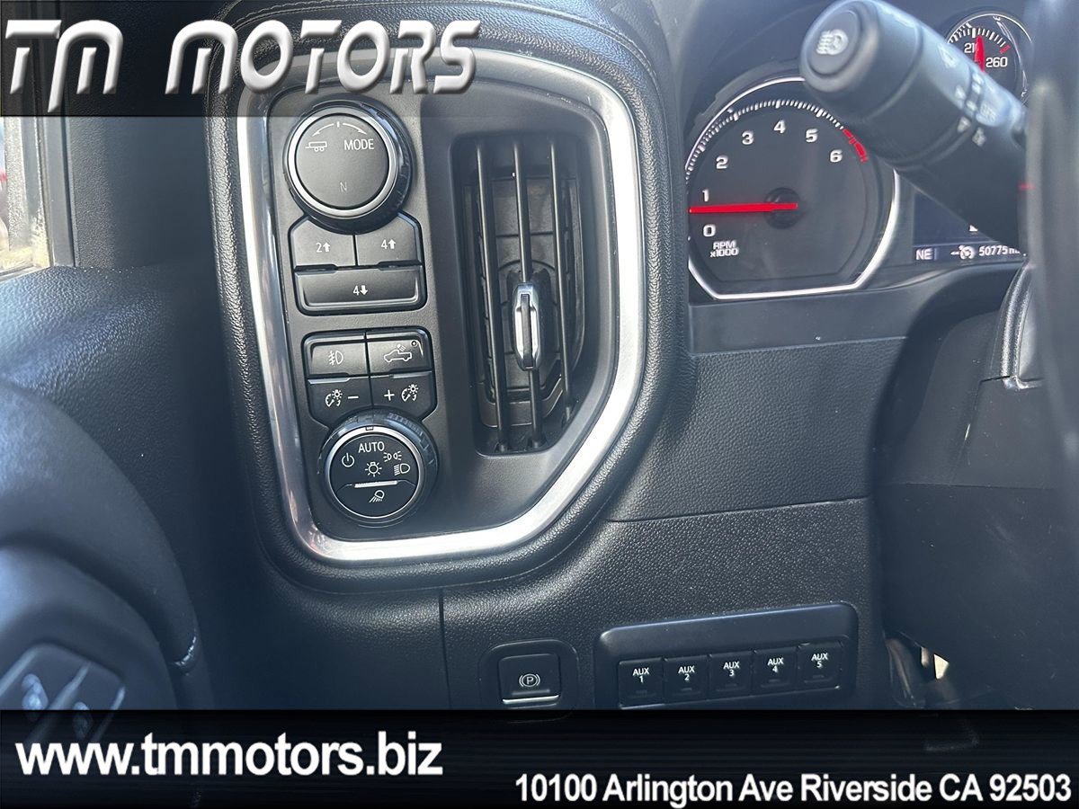 Used 2022 Chevrolet Silverado 2500 LT w/ Convenience Package image 13