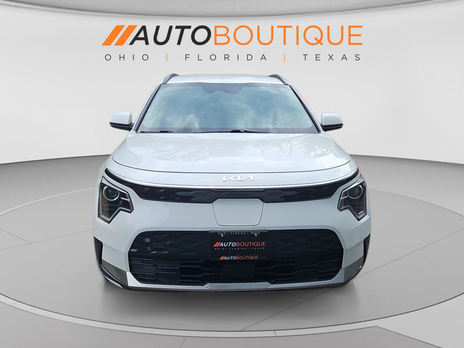 Used 2023 Kia Niro Wind w/ Wind Preserve Package FWD image 8
