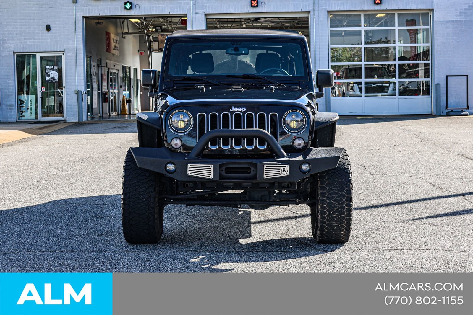 Used 2016 Jeep Wrangler Unlimited Sahara w/ Connectivity Group image 12