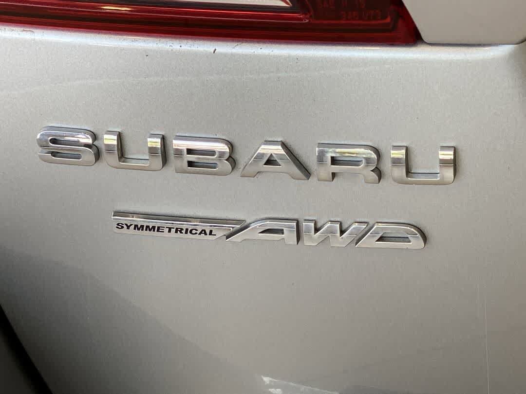 Used 2016 Subaru Outback 2.5i Limited AWD/4WD image 11