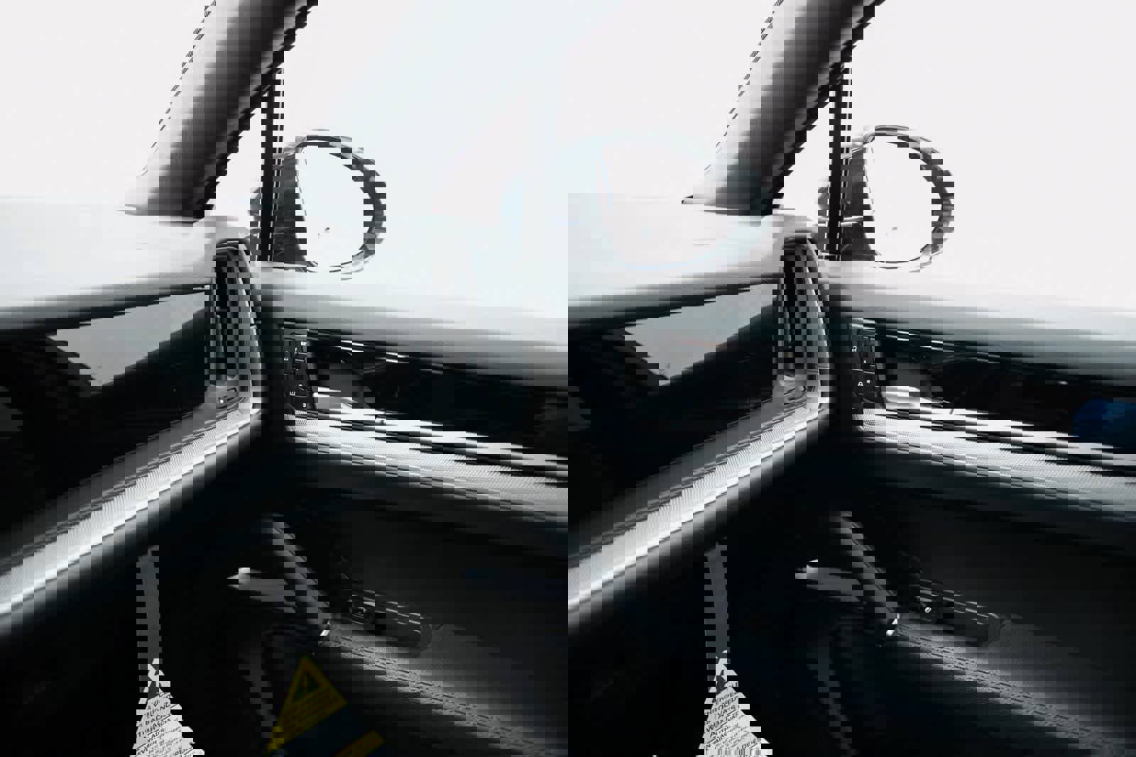 Certified 2025 Porsche Cayenne Coupe image 22