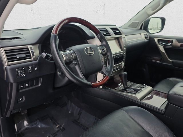 Used 2017 Lexus GX 460 Premium image 17