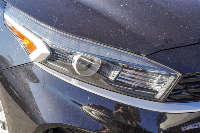 Certified 2022 Kia Forte Sedan image 3